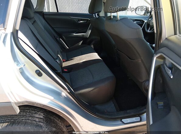 2T3P1RFV0SC570857 2025 TOYOTA RAV4 Silver Vista de la etiqueta del VIN