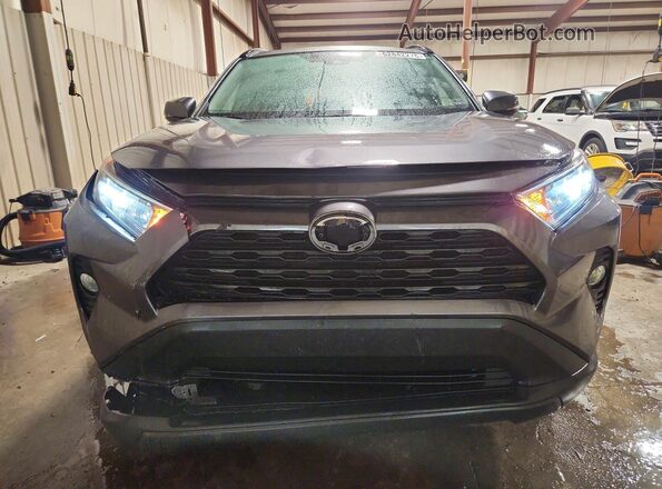 2T3P1RFV1MC245511 2021 TOYOTA RAV4 Gray Front view