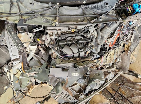 2T3P1RFV2KC030037 2019 TOYOTA RAV4 Gray ძრავის განყოფილების ხედი