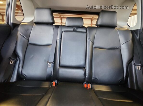 2T3P1RFV2LC074525 2020 TOYOTA RAV4 Black Widok tylnych siedzeń