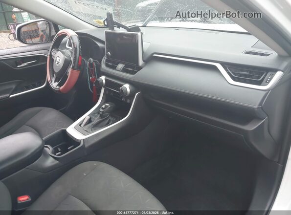 2T3P1RFV2RC422915 2024 TOYOTA RAV4 White Vista interior delantera