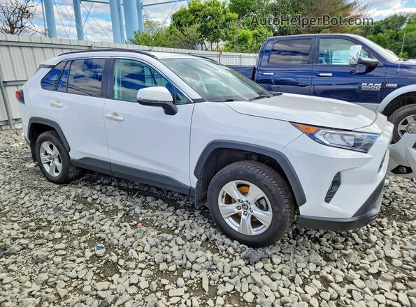 2T3P1RFV3MC164834 2021 TOYOTA RAV4 White Przód prawy