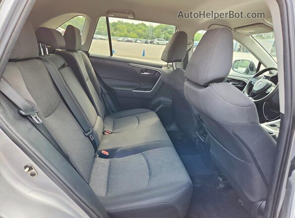 2T3P1RFV3MW143545 2021 TOYOTA RAV4 Silver Вид задньої частини салону
