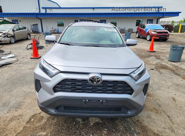 2T3P1RFV3SC504934 2025 TOYOTA RAV4 Silver Вид спереду