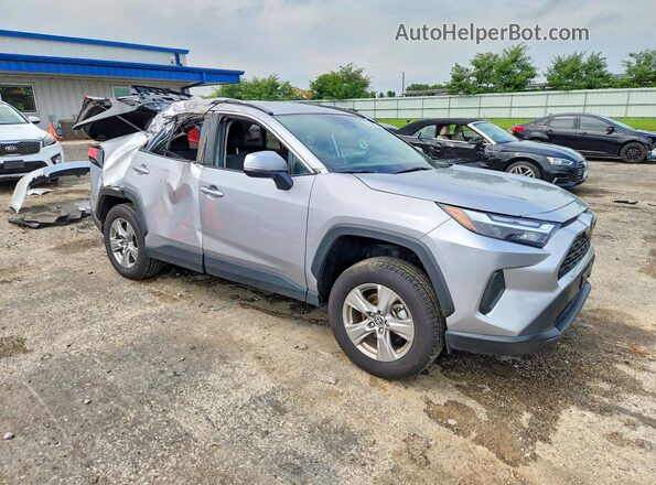 2T3P1RFV3SC504934 2025 TOYOTA RAV4 Silver Передня права чверть