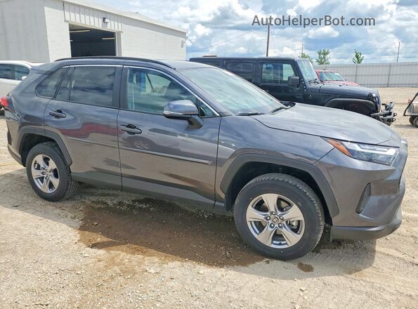 2T3P1RFV3SC569931 2025 TOYOTA RAV4 Silver Delantero derecho