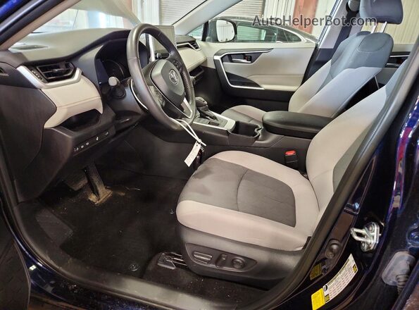 2T3P1RFV3SW512529 2025 TOYOTA RAV4 Blue Вид салону спереду
