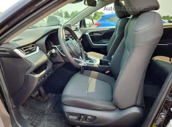 2T3P1RFV4RC465572 2024 TOYOTA RAV4 Black Вид салону спереду