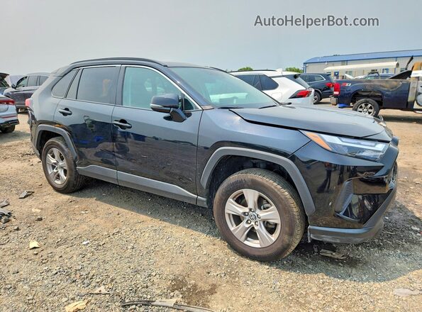 2T3P1RFV4RC465572 2024 TOYOTA RAV4 Black Передня права чверть