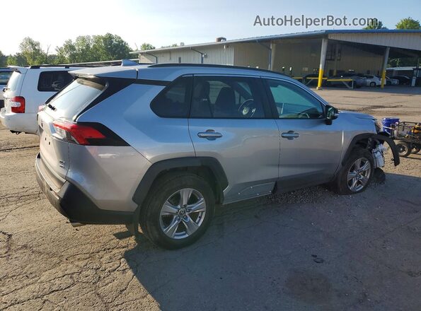 2T3P1RFV4SC511696 2025 TOYOTA RAV4 Silver Задня права чверть
