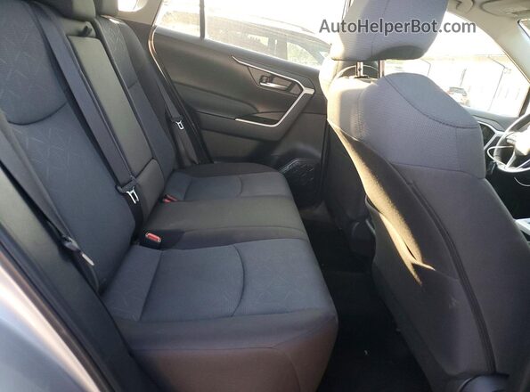 2T3P1RFV4SC511696 2025 TOYOTA RAV4 Silver Вид задньої частини салону