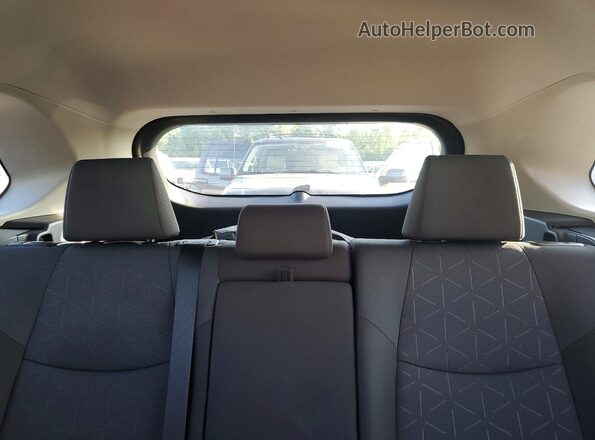 2T3P1RFV4SC511696 2025 TOYOTA RAV4 Silver Вид задніх сидінь