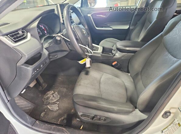 2T3P1RFV5PC369656 2023 TOYOTA RAV4 White წინა სალონის ხედი