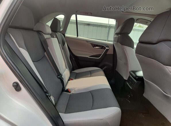 2T3P1RFV5SW514248 2025 TOYOTA RAV4 White უკანა სალონის ხედი