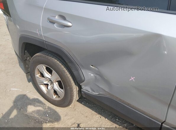2T3P1RFV6LW089155 2020 TOYOTA RAV4 Silver Front view
