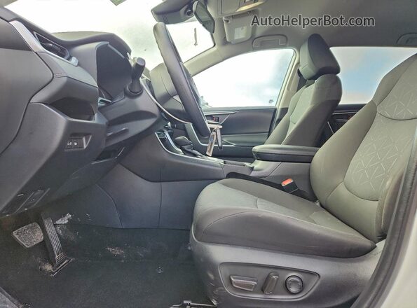 2T3P1RFV6RC425770 2024 TOYOTA RAV4 White Вид салону спереду