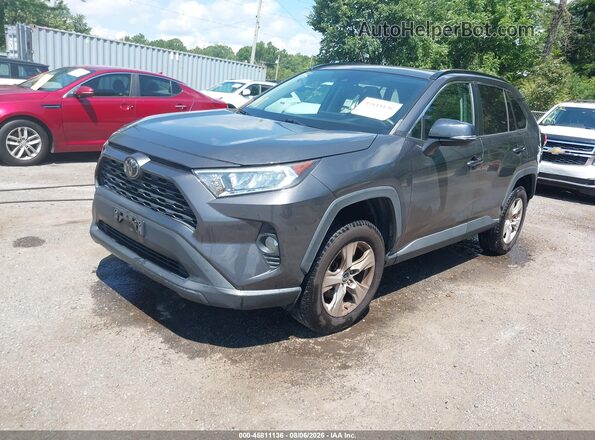 2T3P1RFV7KW043039 2019 TOYOTA RAV4 Gray Vista tres cuartos delantera izquierda