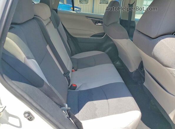 2T3P1RFV7LC140616 2020 TOYOTA RAV4 White Вид задньої частини салону