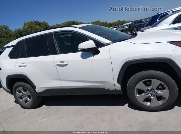 2T3P1RFV7RW430118 2024 TOYOTA RAV4 White Սալոնի հետևի տեսք