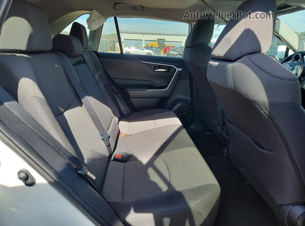 2T3P1RFV8KC019382 2019 TOYOTA RAV4 White უკანა სალონის ხედი