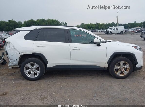 2T3P1RFV8MW186746 2021 TOYOTA RAV4 White Вид задньої частини салону