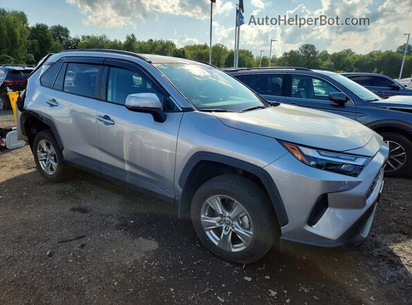 2T3P1RFV8RC416293 2024 TOYOTA RAV4 Silver Delantero derecho