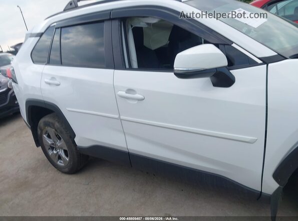 2T3P1RFV8RC435121 2024 TOYOTA RAV4 White Вид задньої частини салону