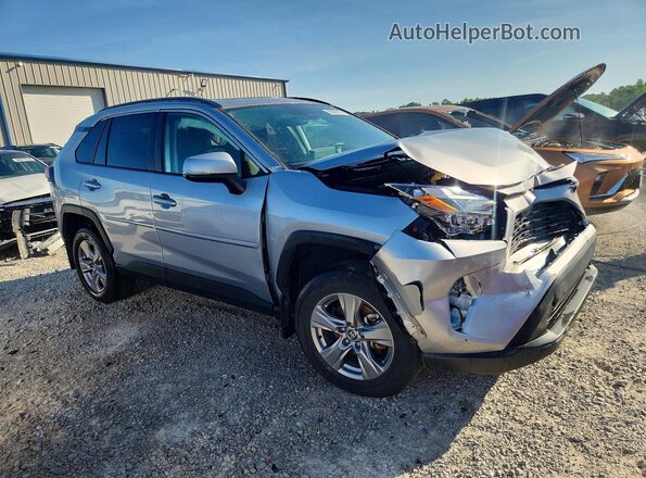 2T3P1RFV8SC512754 2025 TOYOTA RAV4 Silver Przód prawy