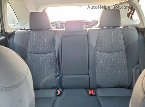 2T3P1RFV9KW071215 2019 TOYOTA RAV4 Black Widok tylnych siedzeń