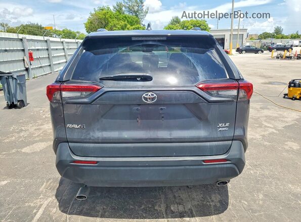 2T3P1RFV9NW301033 2022 TOYOTA RAV4 Gray Вид ззаду