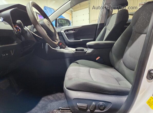 2T3P1RFV9RC476373 2024 TOYOTA RAV4 White Вид салону спереду