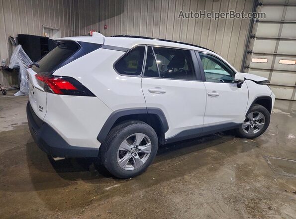 2T3P1RFV9RC476373 2024 TOYOTA RAV4 White Задня права чверть