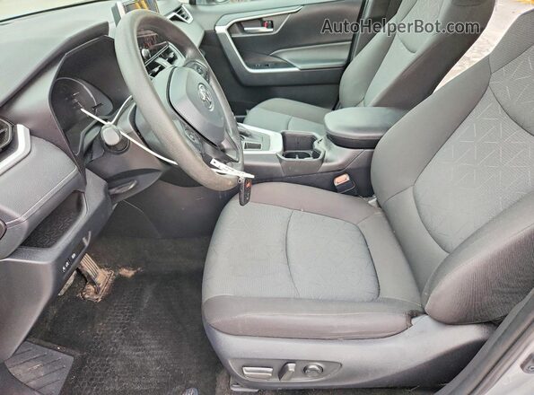2T3P1RFV9RW461774 2024 TOYOTA RAV4 Silver Front interior view