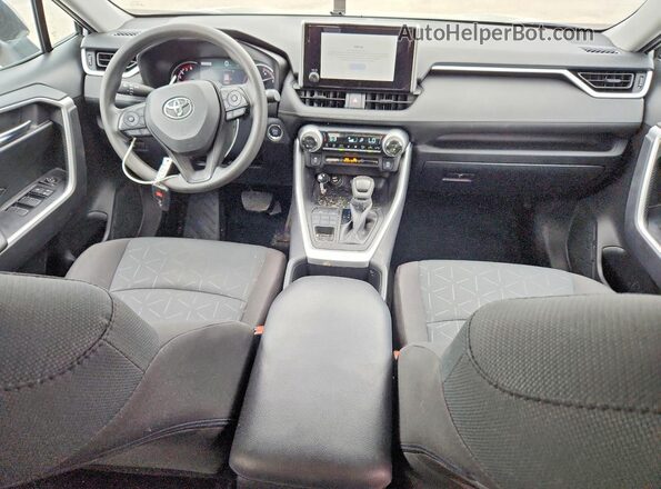 2T3P1RFV9RW461774 2024 TOYOTA RAV4 Silver Dashboard view