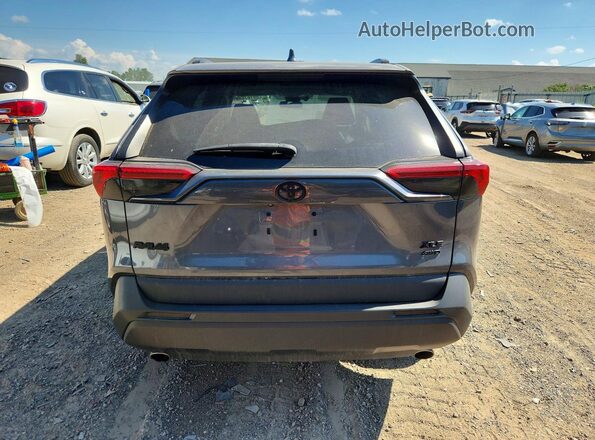 2T3P1RFVXMW150573 2021 TOYOTA RAV4 Gray Rear view