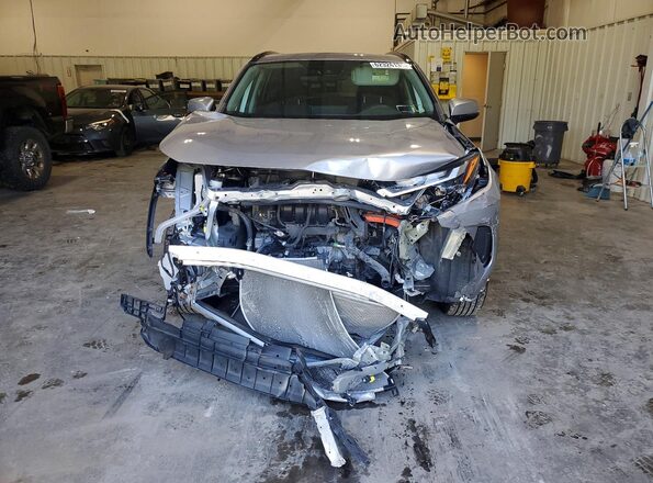 2T3P1RFVXNC313371 2022 TOYOTA RAV4 Silver Դիմացի տեսք