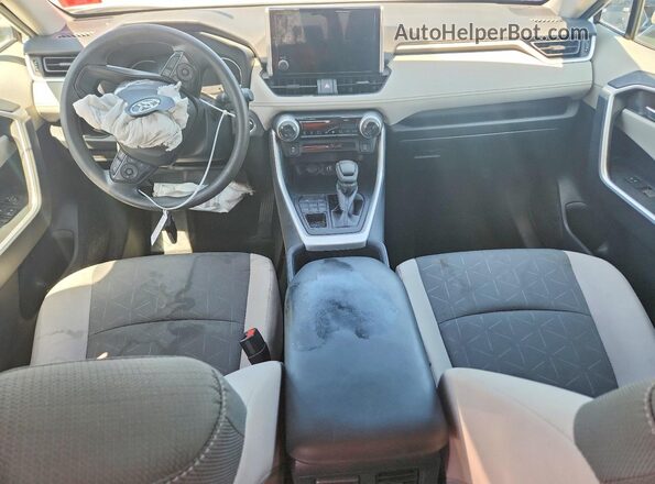 2T3P1RFVXRC433550 2024 TOYOTA RAV4 White Widok deski rozdzielczej