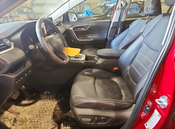2T3R1RFV0PW351377 2023 TOYOTA RAV4 Red Widok wnętrza z przodu