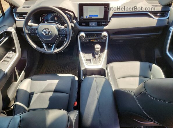 2T3R1RFV2RC447144 2024 TOYOTA RAV4 Black Առջևի վահանակի տեսք