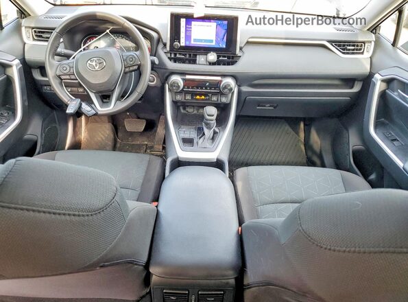2T3R1RFV4RC466133 2024 TOYOTA RAV4 Black Widok deski rozdzielczej