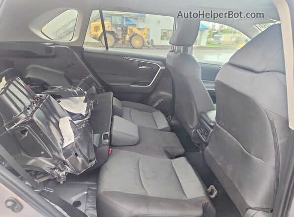 2T3R1RFV7SC524287 2025 TOYOTA RAV4 Silver Rear seats view