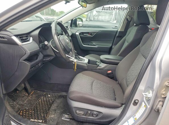 2T3R1RFVXNC272801 2022 TOYOTA RAV4 Silver Սալոնի դիմացի տեսք