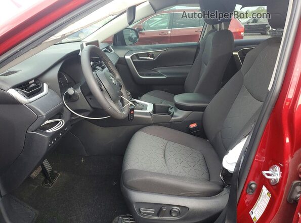 2T3R1RFVXRW455247 2024 TOYOTA RAV4 Красный Вид салона спереди