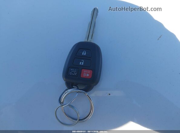 2T3RFREV0GW465382 2016 TOYOTA RAV4 Purple Vista del salpicadero