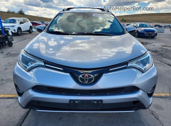 2T3RFREV0HW562535 2017 TOYOTA RAV4 Silver წინა ხედი