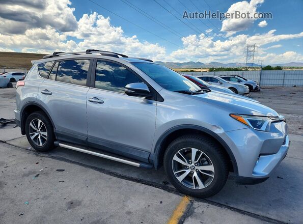 2T3RFREV0HW562535 2017 TOYOTA RAV4 Silver წინა მარჯვენა