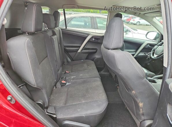 2T3RFREV0JW804584 2018 TOYOTA RAV4 Red Հետևի նստատեղերի տեսք