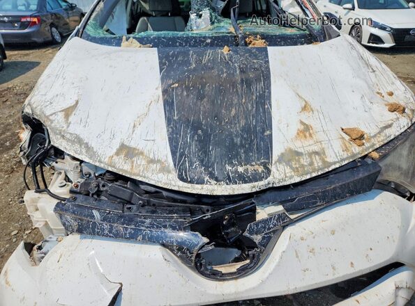 2T3RFREV0JW808716 2018 TOYOTA RAV4 White Engine compartment view