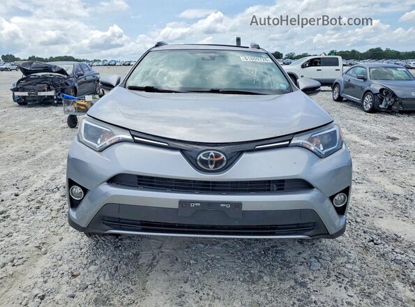 2T3RFREV1HW670694 2017 TOYOTA RAV4 Silver Դիմացի տեսք