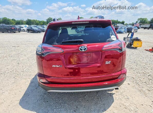 2T3RFREV1JW725148 2018 TOYOTA RAV4 Red უკანა ხედი